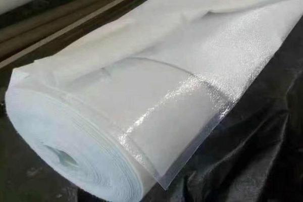 復(fù)合土工膜怎么膜布分離  第2張
